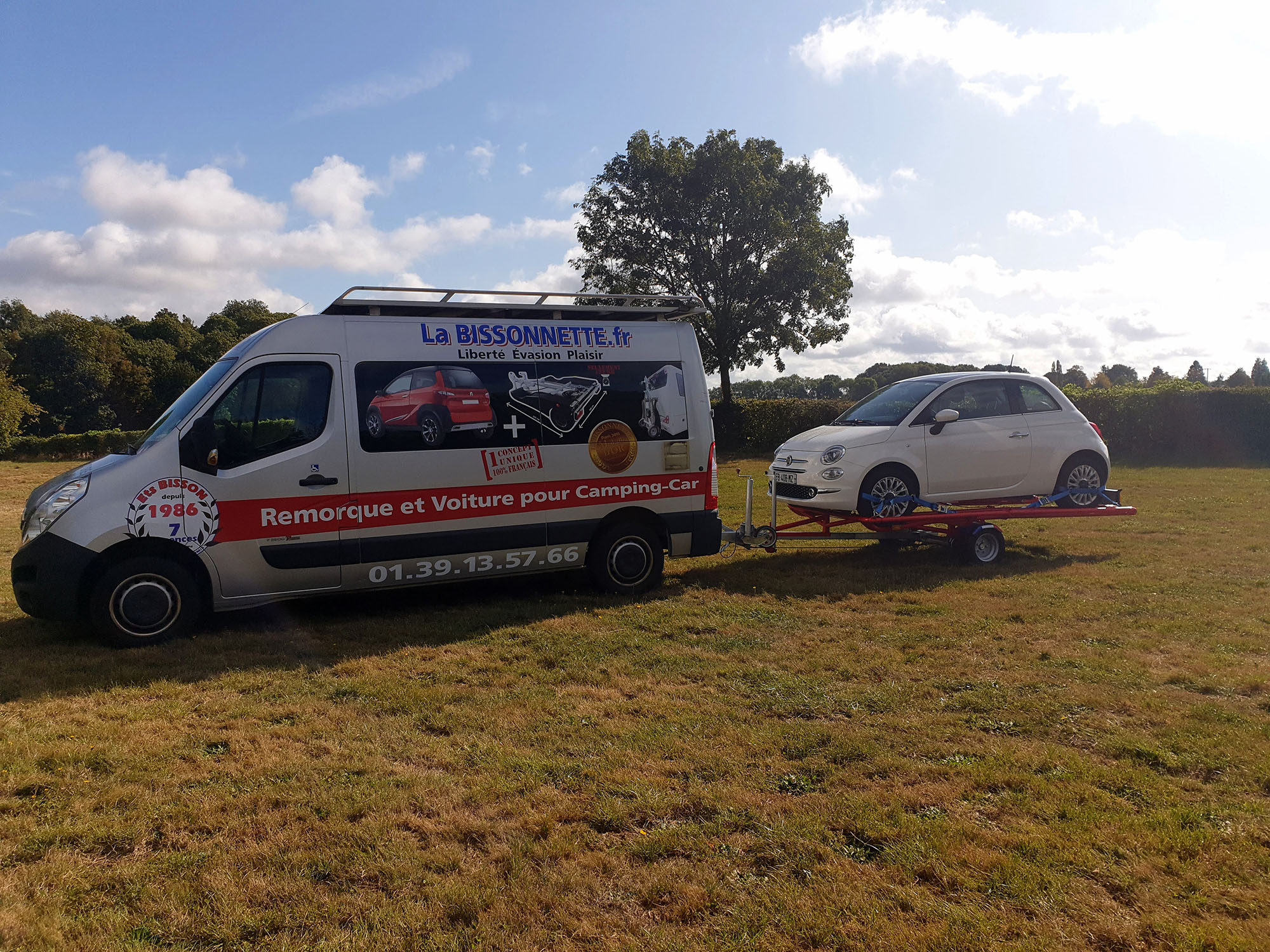 La Bissonnette: une remorque et une voiture, spéciales pour camping-cars –  Le Monde du Camping-Car